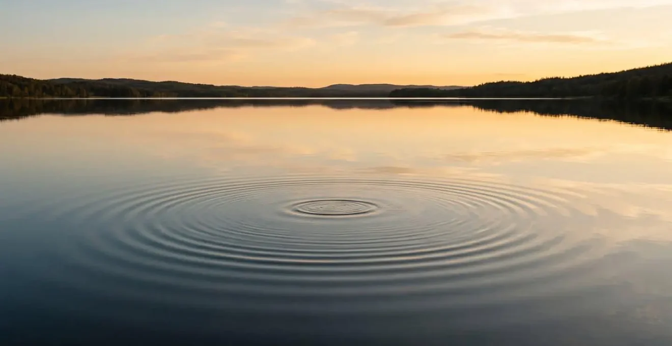 Visual metaphor for investment return smoothing mechanism in with-profits funds